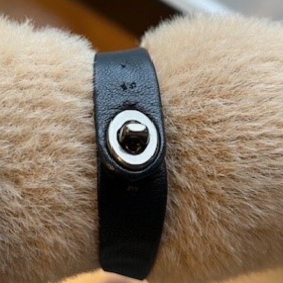 Coach Cameo Necklace Leather Strap with Coach Signature Buckle UNIQUE - Picture 8 of 8